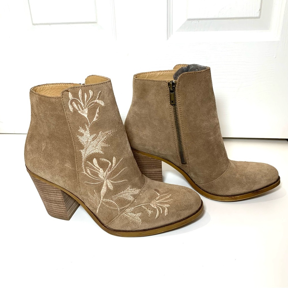 Lucky Brand Embroidered Western Bootie ‘Elenor2’ Suede Ankle Boot 9.5 Festival